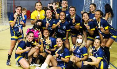 É ouro!!! Paranaguá é campeã do JAP’s no Handebol