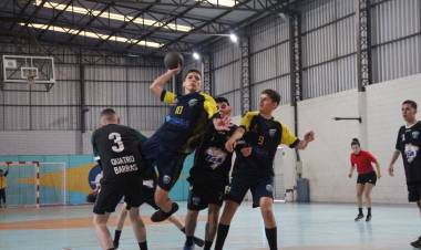 Atletas da AHPA/SESPOR participam da Macrorregional do Escolar