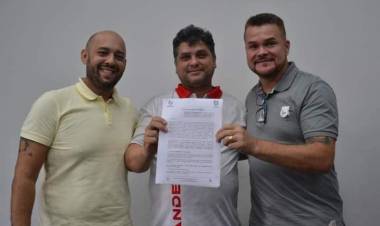 AHPA/SESPOR/SICOOB/Bananina renova parceria com a Prefeitura Municipal