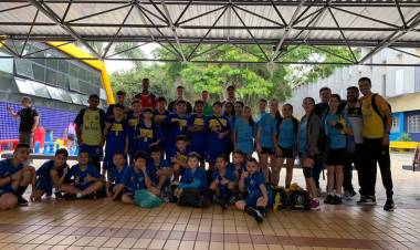Alegria, diversão e muito handebol marcaram a participação dos alunos da AHPA/SESPOR/SICOOB/Bananina no 21⁰ Festival Marista Santa Maria de Handebol
