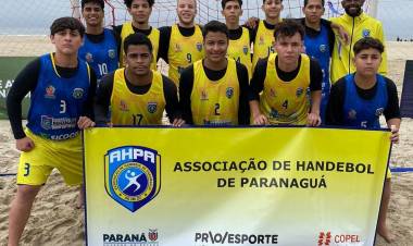 AHPA/SESPOR/SICOOB participa do Campeonato Paranaense Cadete de Handebol de Praia.