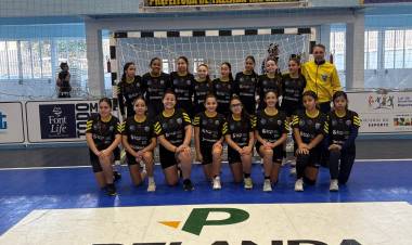 Equipes infantis da AHPA se destacam em Triangular em Fazenda Rio Grande