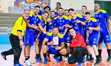 AHPA/SESPOR/SICOOB/Paranaguá mantém invencibilidade, vence em Toledo e vai decidir liderança contra Umuarama