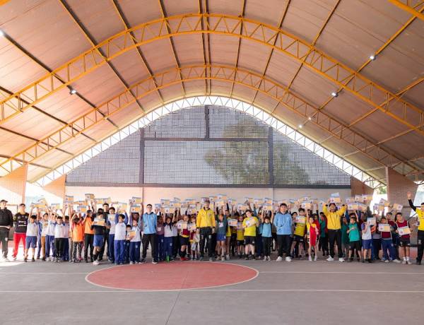 Mini-Handebol em Festa: Primeira Etapa das Olimpíadas Escolares Reúne 104 Crianças em Paranaguá