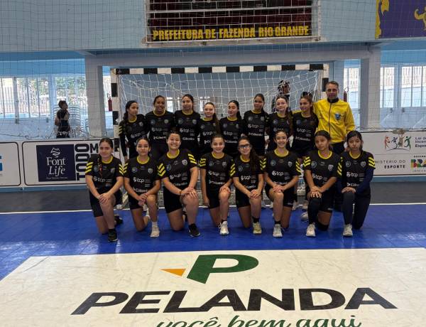 Equipes infantis da AHPA se destacam em Triangular em Fazenda Rio Grande