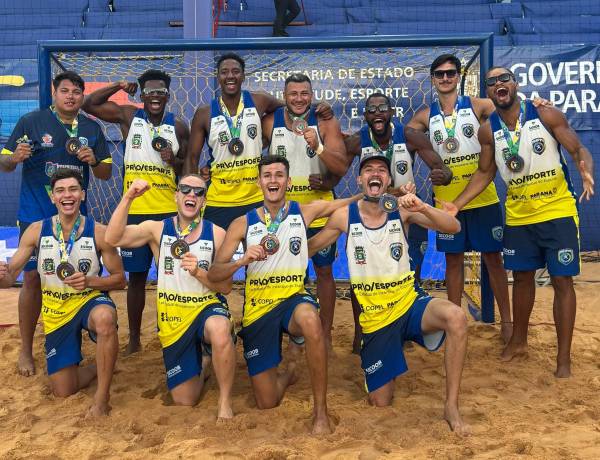 AHPA/SESPOR/SICOOB/Paranaguá conquista o bronze e encerra o Circuito Brasileiro de Handebol de Praia entre as três melhores equipes do país