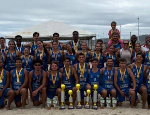 AHPA/SESPOR/SICOOB/Paranaguá faz temporada histórica e domina o Circuito Paranaense de Handebol de Praia 2025/2026