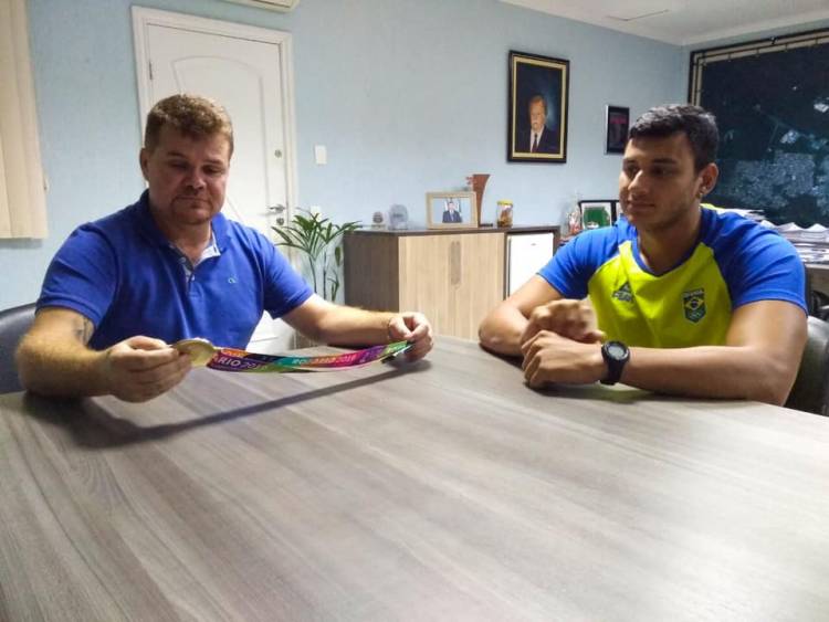 Atleta parnanguara conquista título Sul-Americano pela Seleção Brasileira de Handebol de Areia
