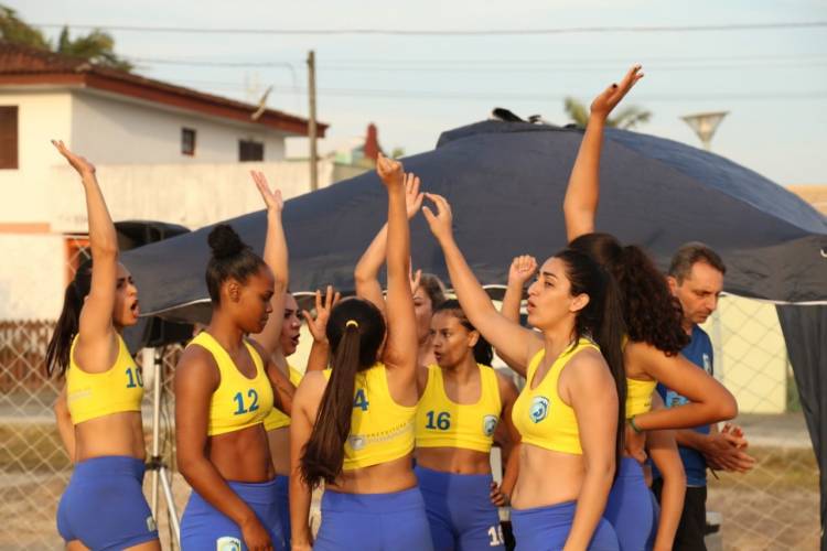 Handebol de areia parnanguara defende título do JAP’s