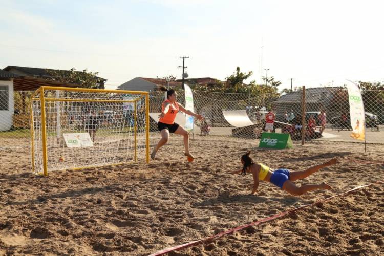 Handebol de areia parnanguara defende título do JAP’s