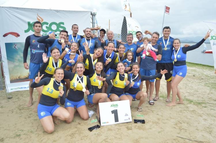 Equipes da AHPA/SESPOR conquistam ouro na Copa Paraná de Handebol de Areia