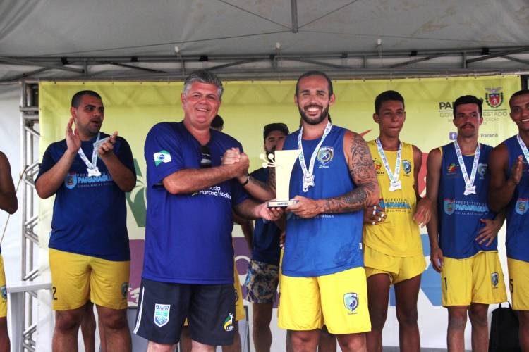 AHPA/SESPOR abre Circuito Paranaense de Handebol de Areia em dose dupla no pódio