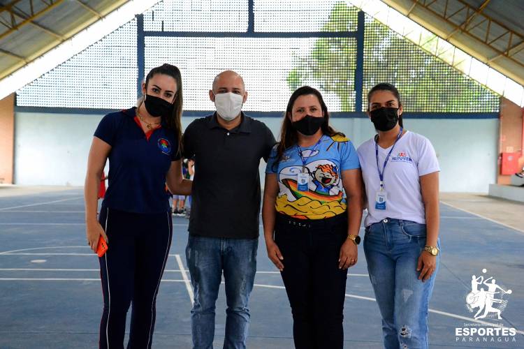 Alegria, diversão e muito Mini-Handebol marcaram o Festival 7 Metros