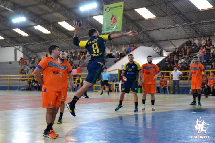 AHPA/SESPOR/SICOOB/Bananina estreia no Metropolitano neste domingo