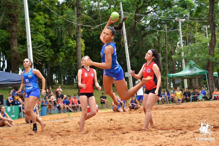 AHPA/SESPOR/SICOOB/Bananina busca título da 3ª Etapa do Paranaense de Handebol de Praia neste fim de semana