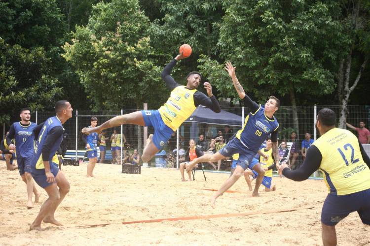 AHPA/SESPOR/SICOOB/Bananina participa da Copa do Brasil de Handebol de Praia