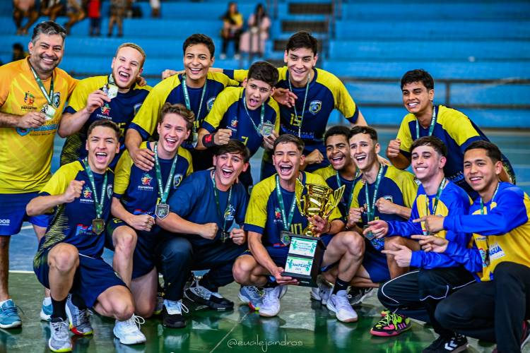 AHPA/SESPOR/SICOOB é Campeã Paranaense Juvenil de Handebol