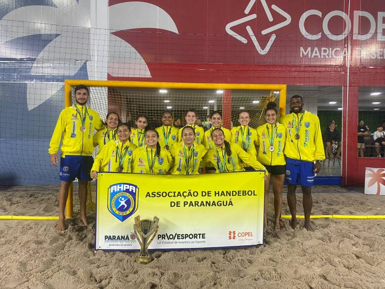 AHPA/SESPOR/SICOOB é bronze no Brasileiro Cadete de Handebol de Praia