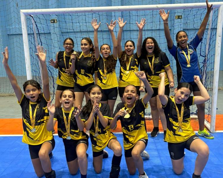 AHPA/SESPOR/SICOOB/Paranaguá celebra classificação de seus atletas para a Fase Macrorregional dos Jogos Escolares do Paraná