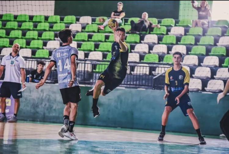 AHPA/SESPOR/SICOOB/Paranaguá realiza amistosos em preparação para os Jogos da Juventude 2025