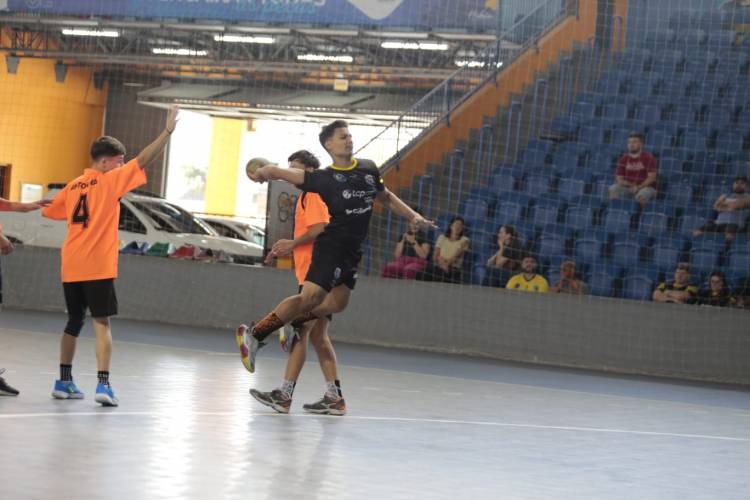 Equipes da AHPA/SESPOR/SICOOB/Paranaguá participam da Fase Regional dos 37º Jogos da Juventude do Paraná 2025
