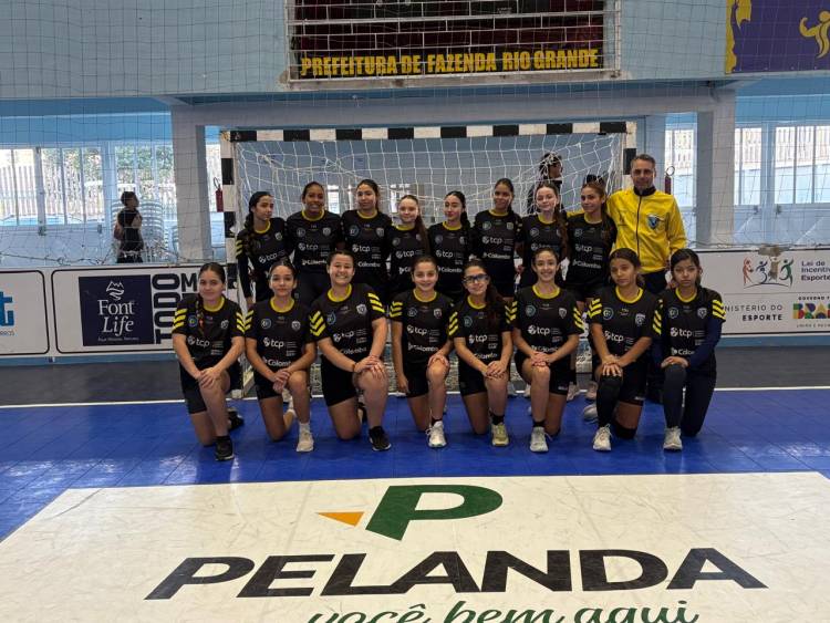 Equipes infantis da AHPA se destacam em Triangular em Fazenda Rio Grande