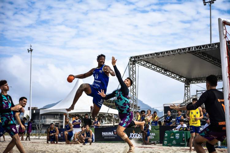AHPA/SESPOR/SICOOB/Paranaguá disputa 1ª Etapa do Circuito Brasileiro de Handebol de Praia 2025 em Matinhos com grandes expectativas