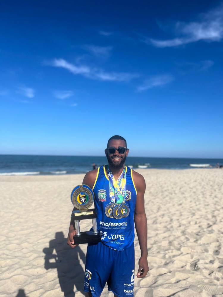 AHPA/SESPOR/SICOOB/Paranaguá conquista título no Adulto Masculino e brilha na 1ª Etapa do Circuito Brasileiro de Handebol de Praia 2025