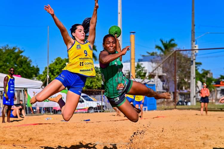 AHPA/SESPOR/SICOOB/Paranaguá disputa a 3ª Etapa do Circuito Paranaense de Handebol de Praia em Ribeirão Claro 