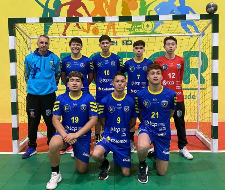 Arthur Miranda Ramos garante vaga na Fase Estadual dos Jogos Escolares e destaca Paranaguá na Macrorregional de Handebol