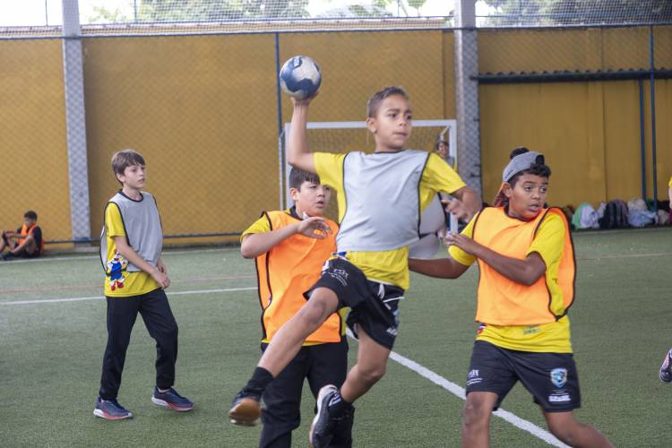 FESTHAND AHPA REÚNE CRIANÇAS EM TARDE DE ALEGRIA, DIVERSÃO E MUITO MINI-HANDEBOL